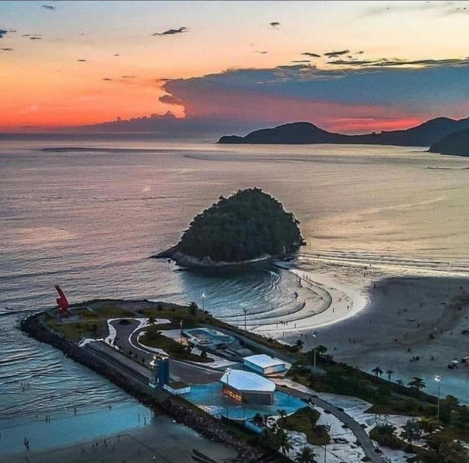 Apartamento Em Vista Mar